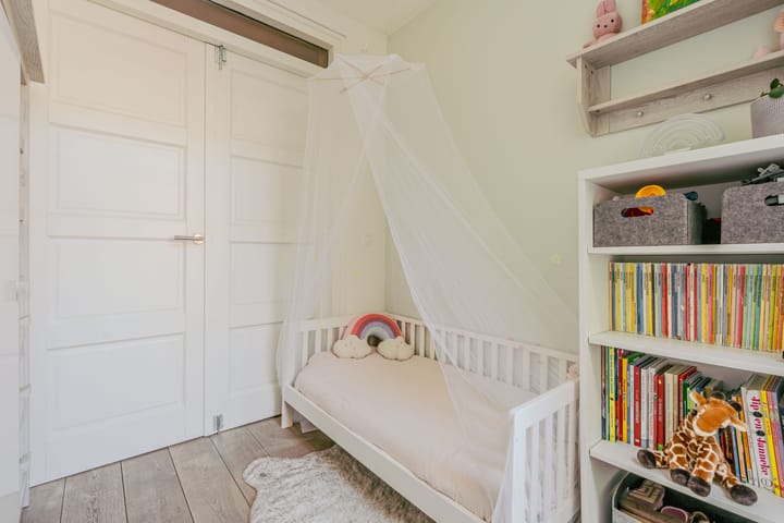 Photo 14 of Curaçaostraat 92-H