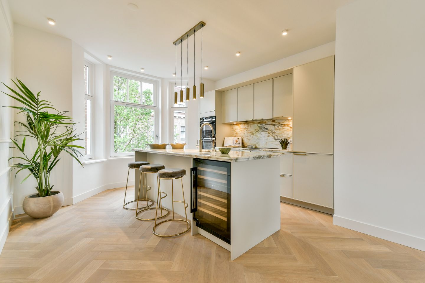 Foto 1 van Zocherstraat 9-3