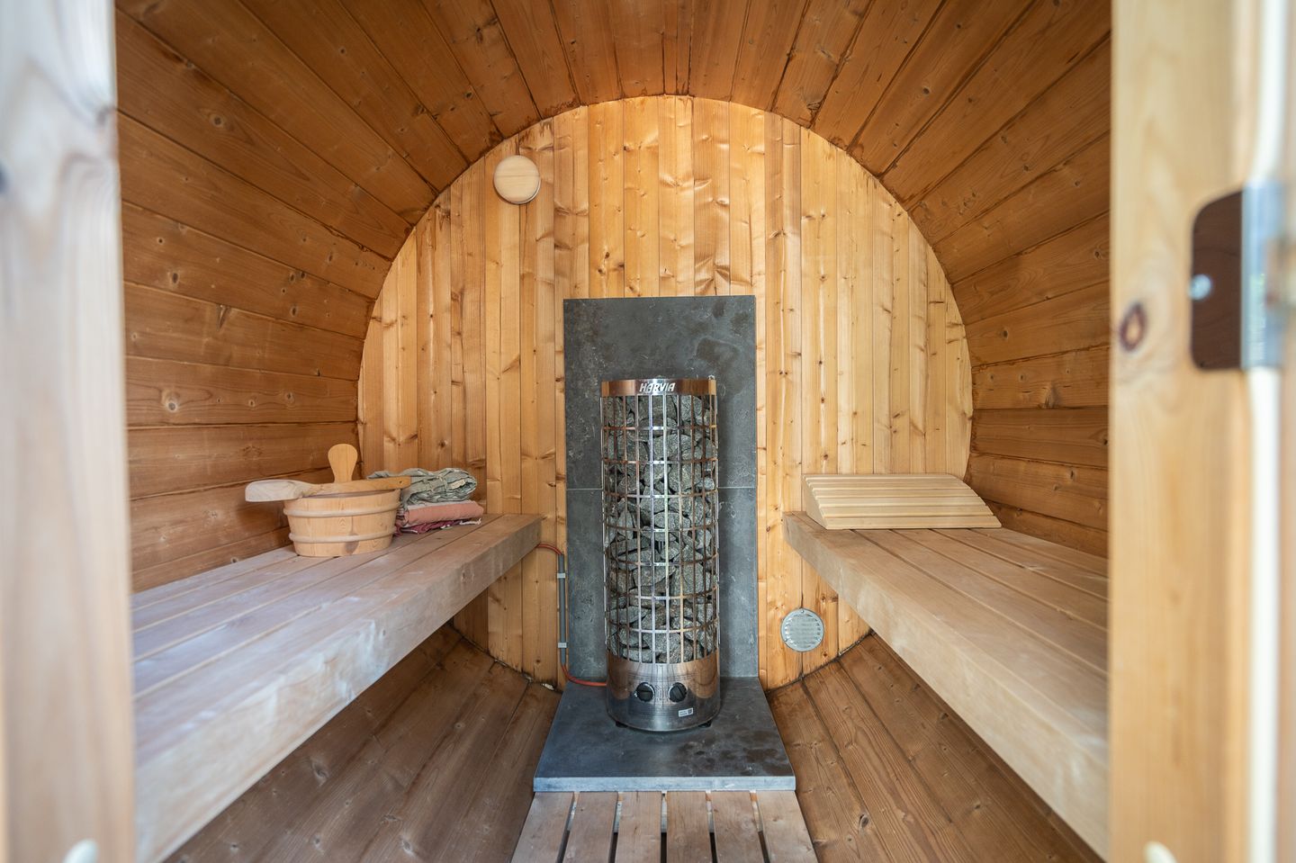 Photo 29 of Van Beuningenstraat 92