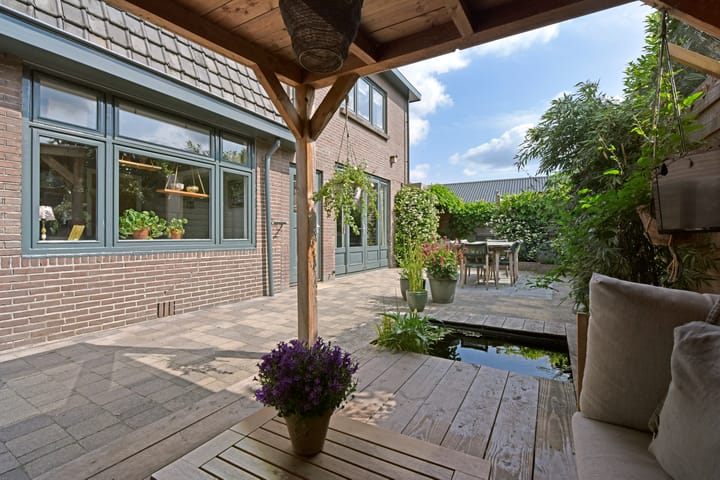 Photo 43 of van Heemstrastraat 3