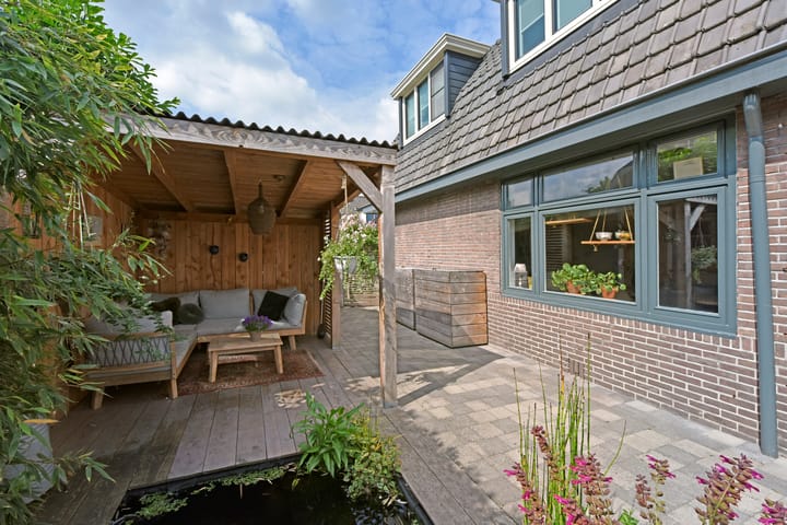 Photo 42 of van Heemstrastraat 3