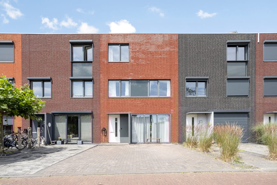 Foto 1 van John Denverlaan 55