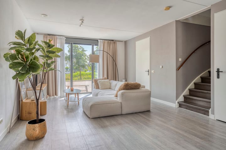 Foto 2 van John Denverlaan 55