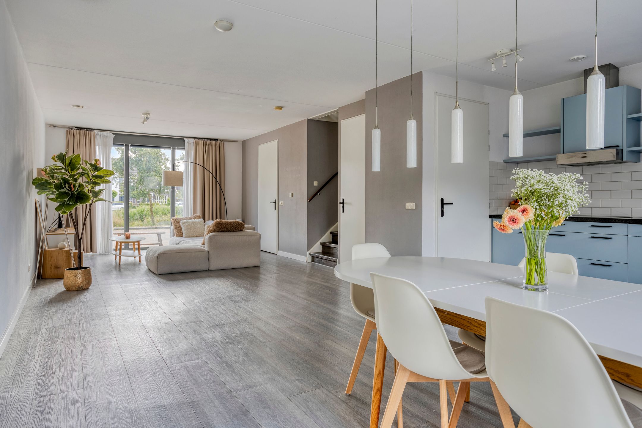 Foto 9 van John Denverlaan 55