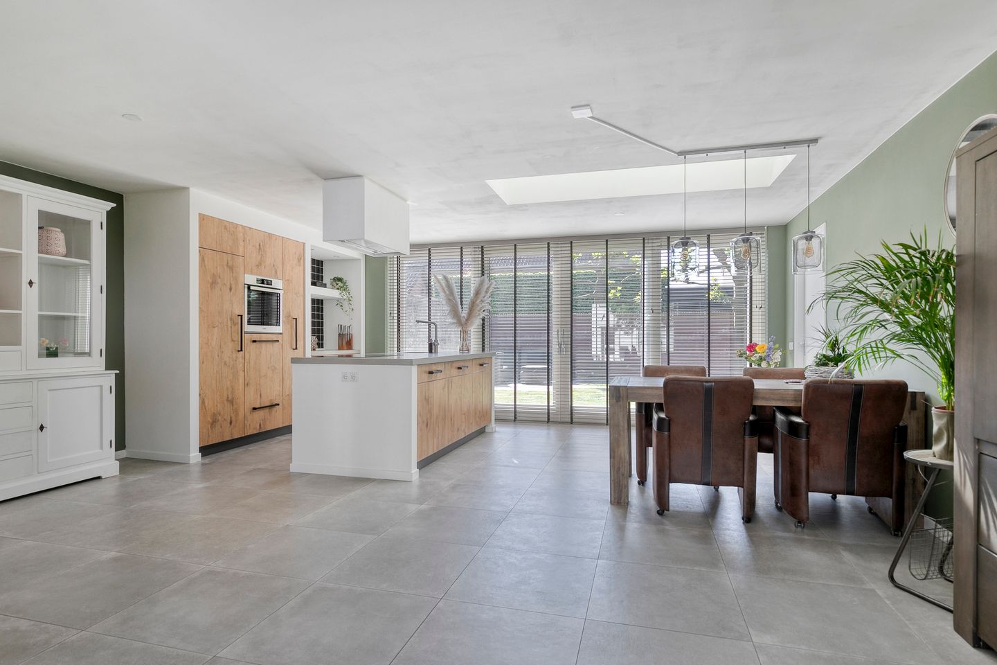 Photo 14 of Hert. Janstraat 10