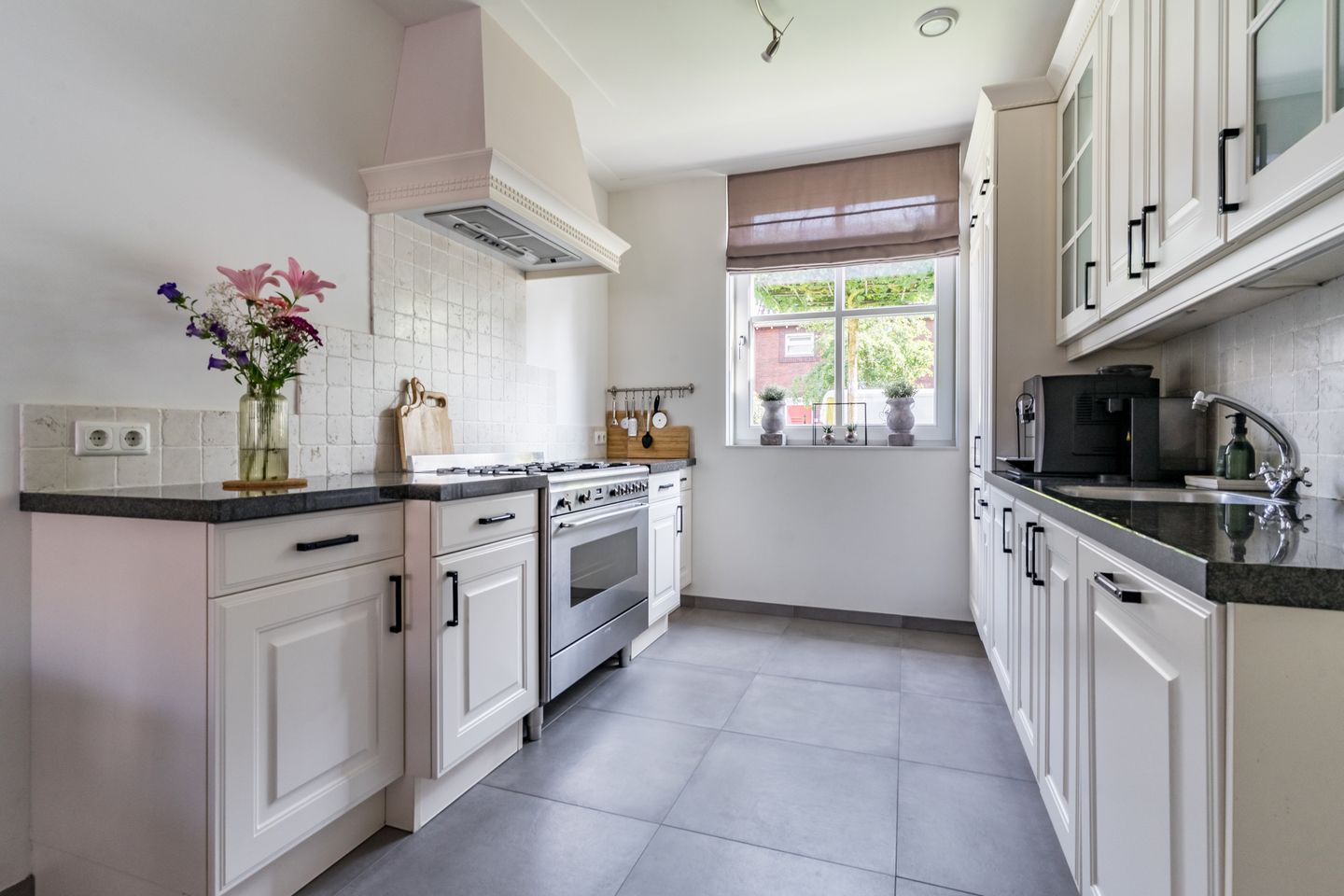 Foto 10 van Sella 14