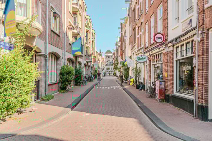 Photo 31 of Laurierstraat 74-2