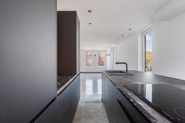 Photo 7 of Wapenveldestraat 18