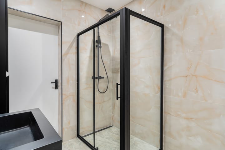 Photo 23 of Wapenveldestraat 18