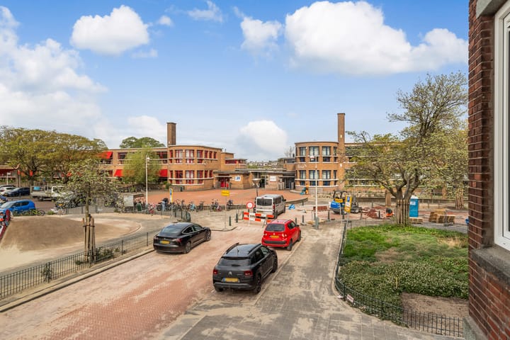 Photo 46 of Wapenveldestraat 18