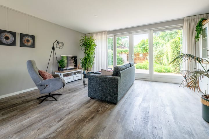 Foto 4 van Klaproos 74