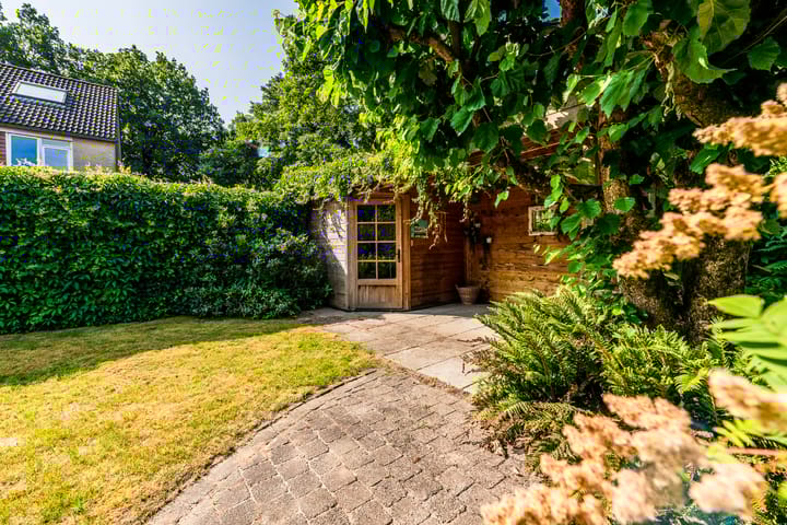 Foto 30 van Klaproos 74