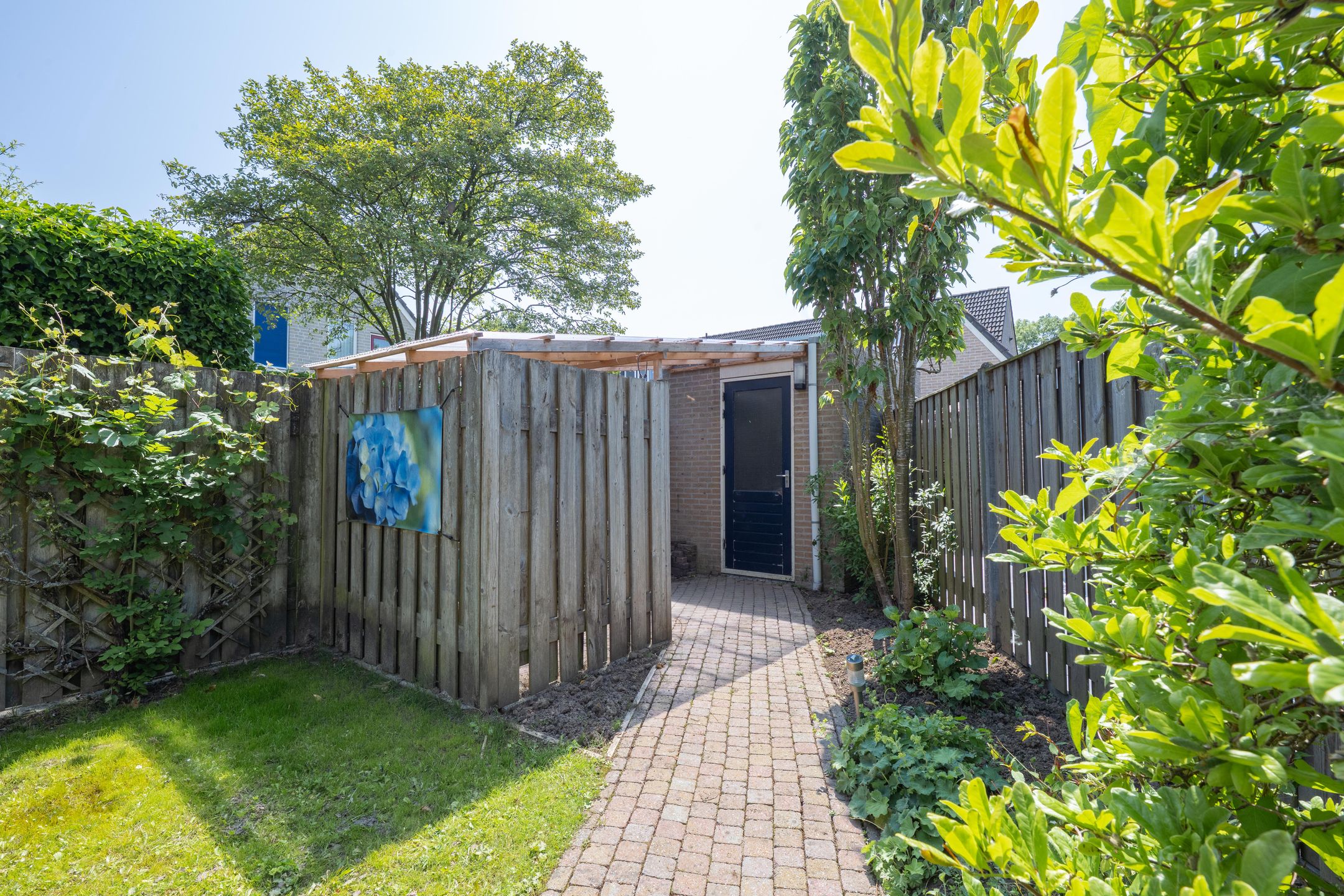 Photo 42 of Galderie 16