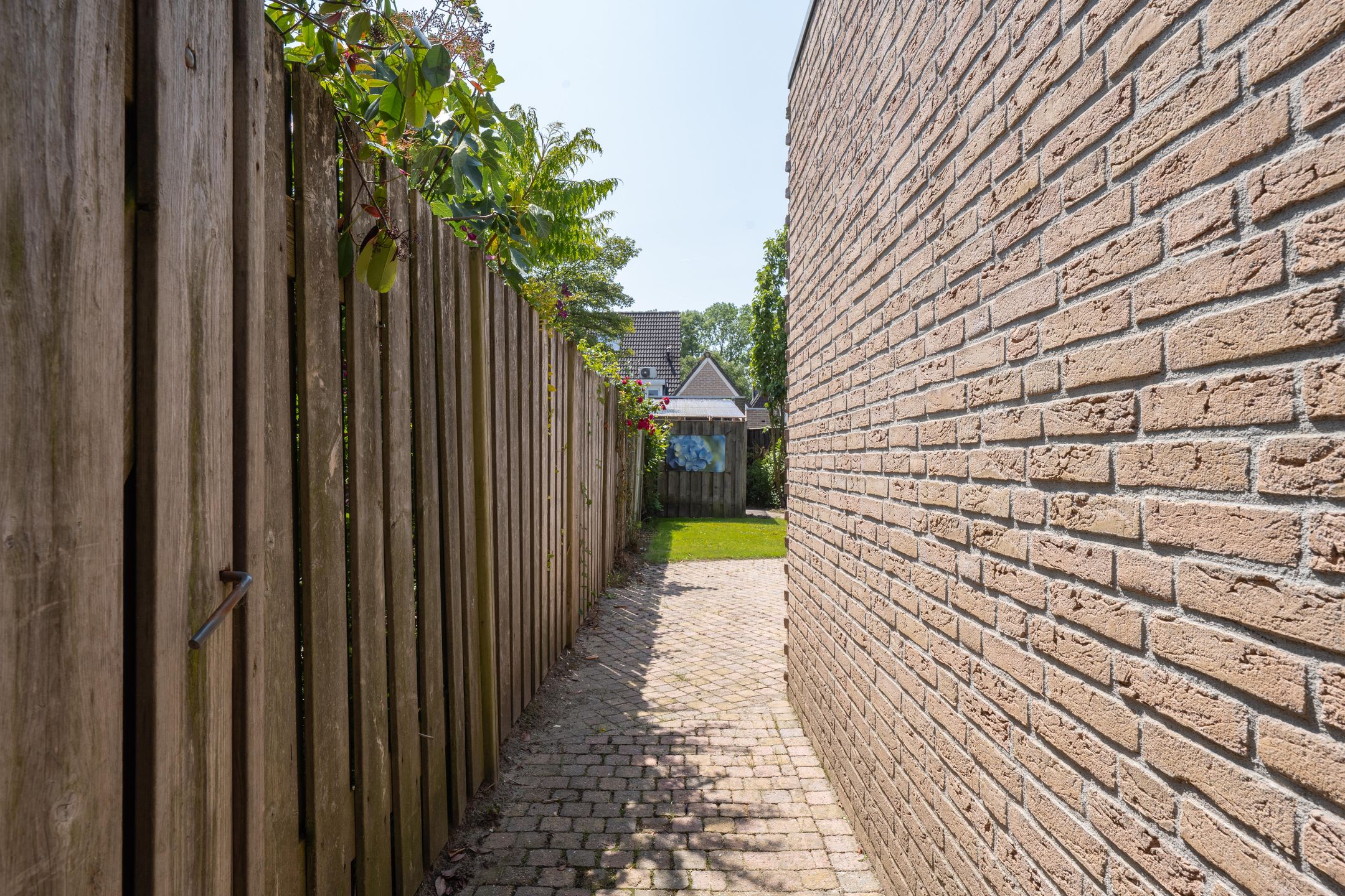 Photo 57 of Galderie 16