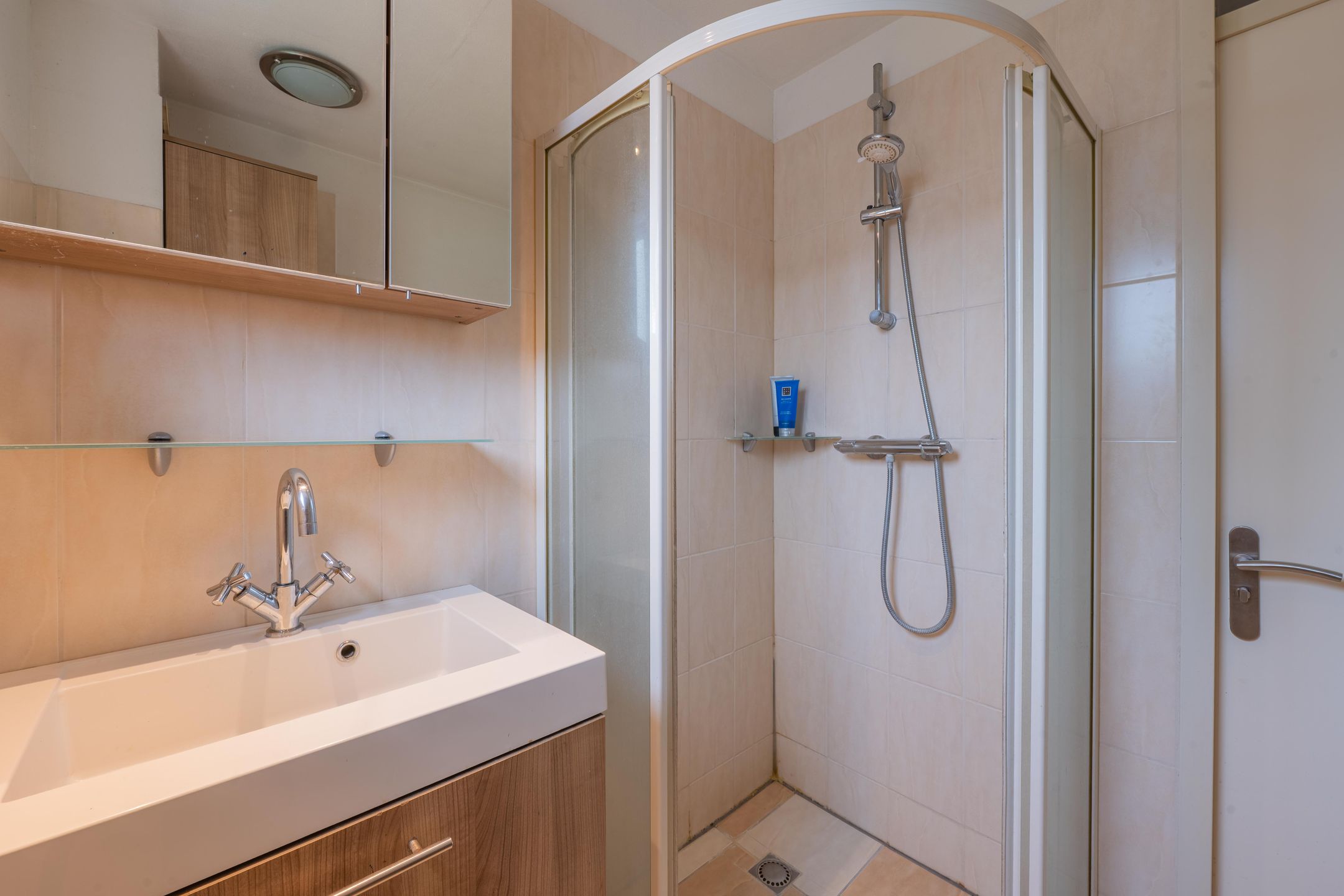 Photo 66 of Galderie 16