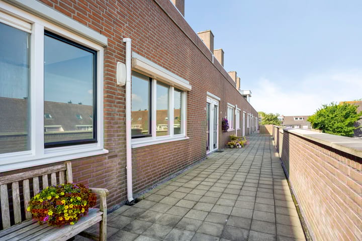 Foto 3 van Zandeveltplein 19