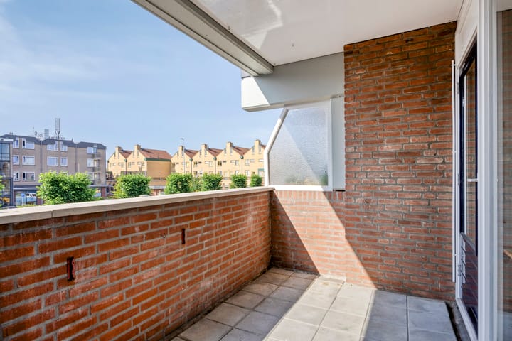 Photo 9 of Zandeveltplein 19