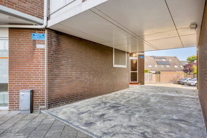 Photo 18 of Zandeveltplein 19