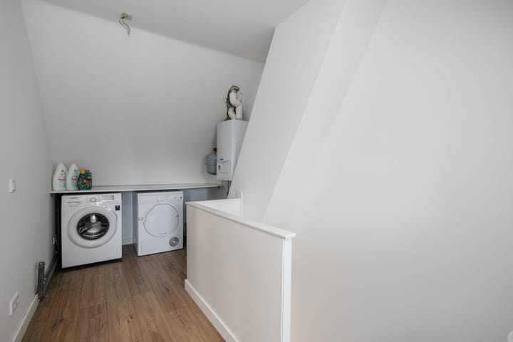 Foto 25 van Leliestraat 18