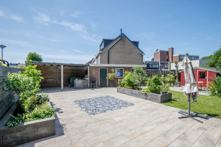 Foto 32 van Leliestraat 18