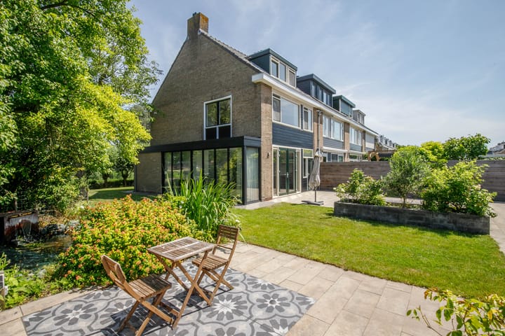 Foto 34 van Leliestraat 18