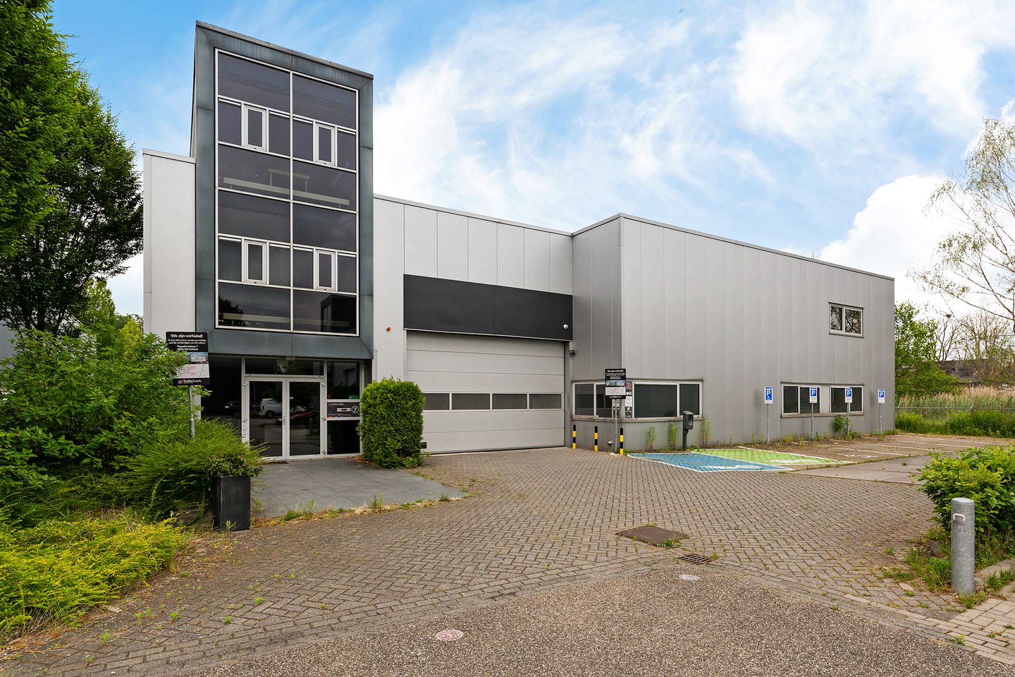 Bekijk foto 2 van Lindenhof 7