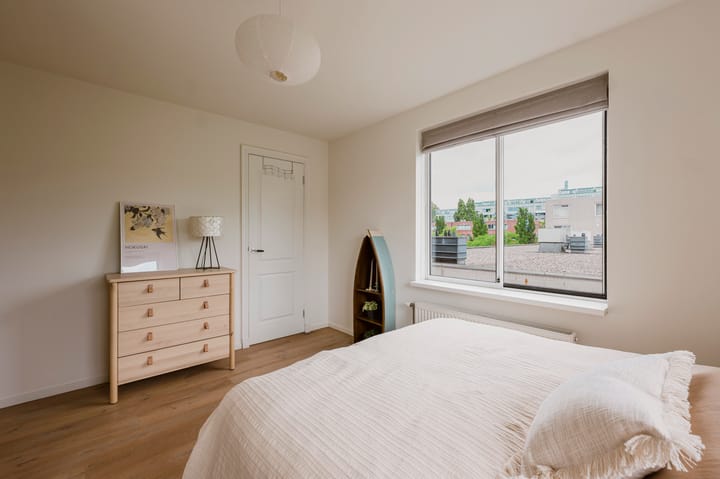 Foto 16 van Borneolaan 270