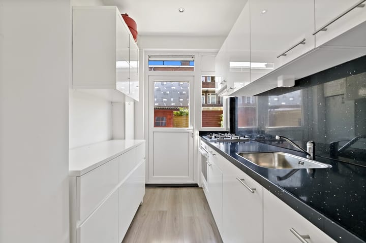 Foto 14 van Damasstraat 241