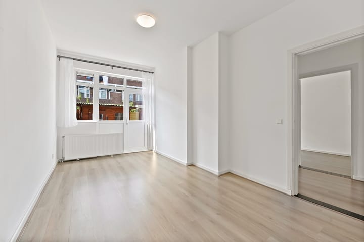 Foto 9 van Damasstraat 241