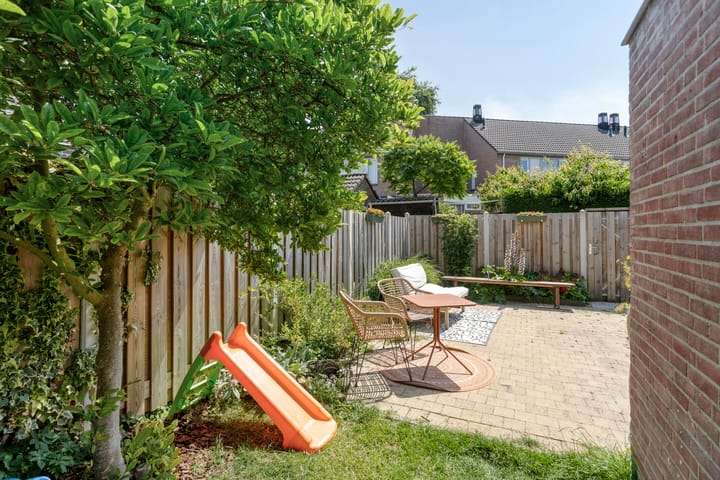 Foto 34 van Professor Moserstraat 17