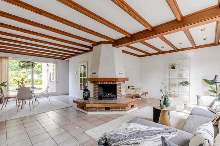 Photo 5 of Vogelkers 11