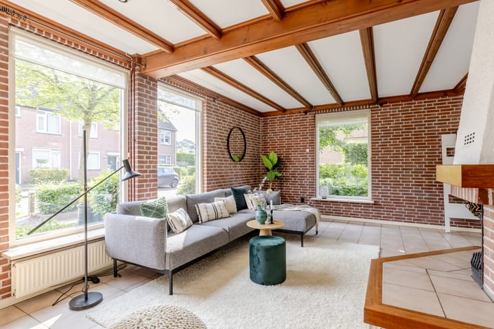 Photo 7 of Vogelkers 11