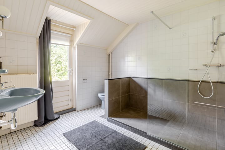 Photo 18 of Vogelkers 11