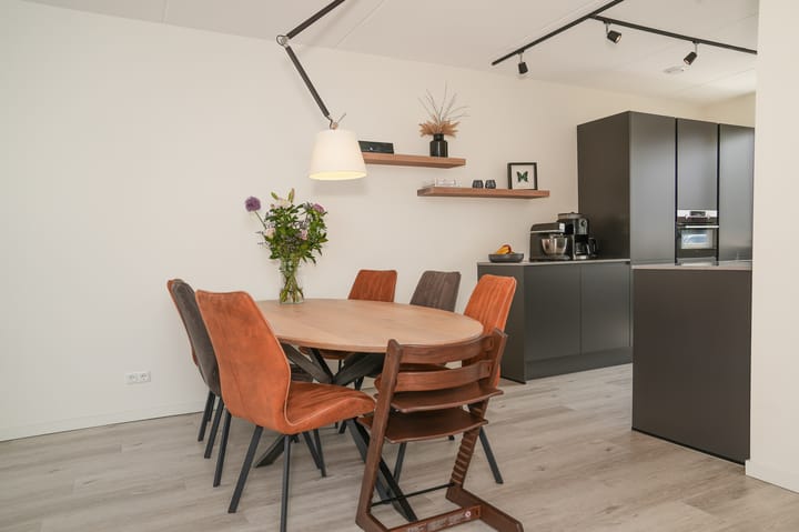 Photo 12 of Annie M.G. Schmidthof 13