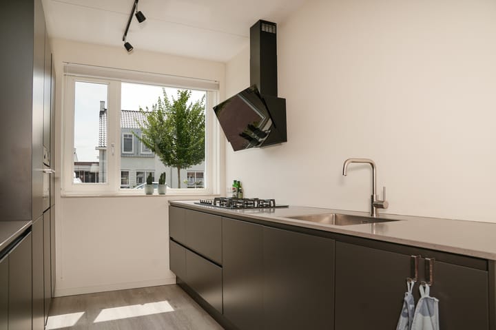 Photo 15 of Annie M.G. Schmidthof 13