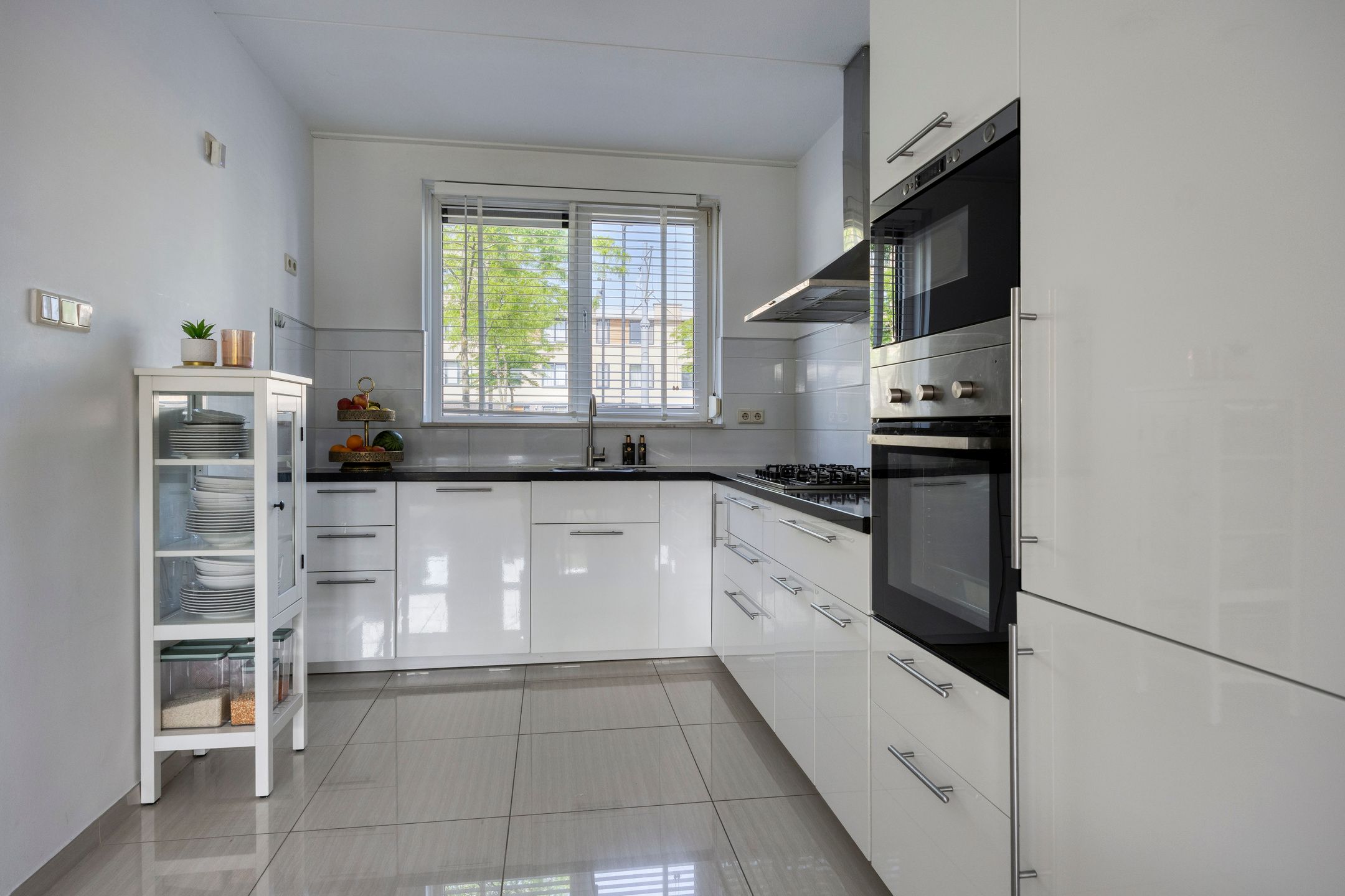 Foto 6 van Avenue Carré 12