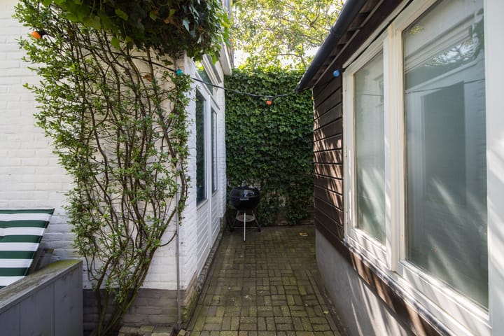 Foto 35 van Esdoornstraat 22