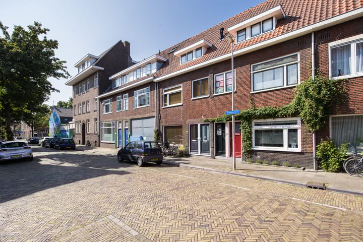 Foto 42 van Esdoornstraat 22