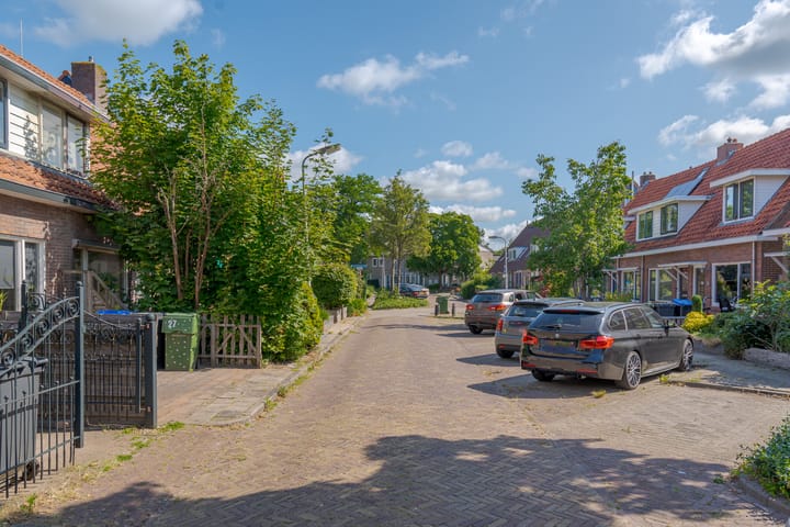 Foto 2 van M A de Ruyterstraat 31