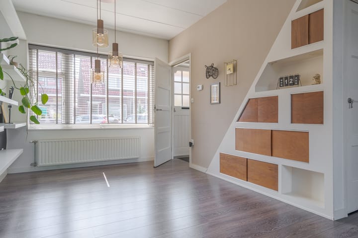 Foto 4 van M A de Ruyterstraat 31