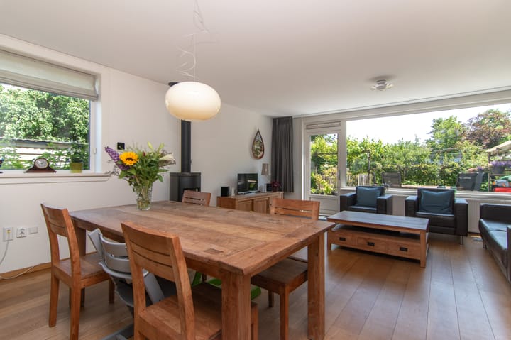 Foto 5 van Rozenwater 15