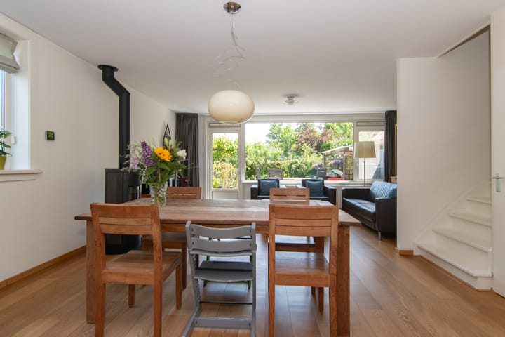 Foto 6 van Rozenwater 15