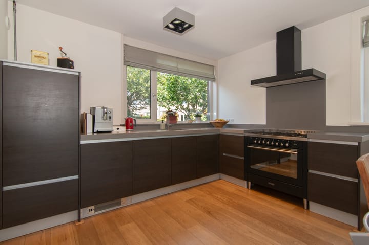 Foto 8 van Rozenwater 15