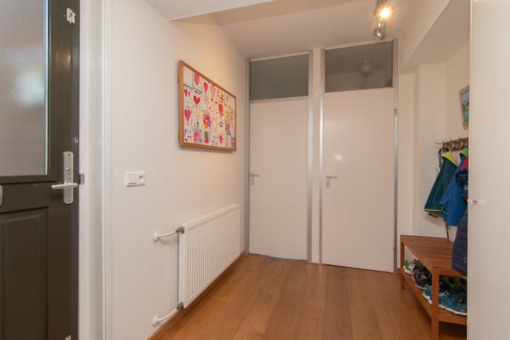 Foto 9 van Rozenwater 15