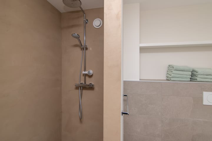 Foto 27 van Rozenwater 15