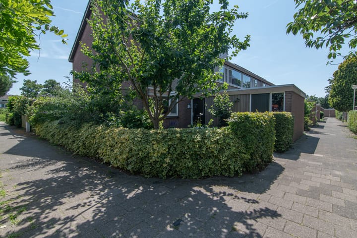 Foto 33 van Rozenwater 15