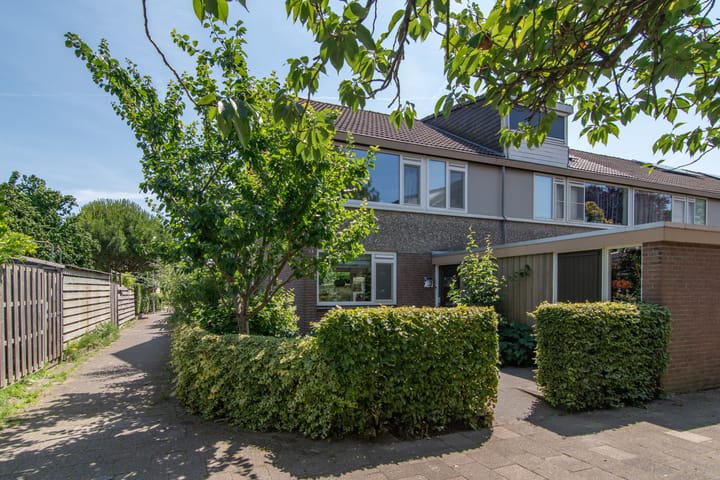 Foto 34 van Rozenwater 15