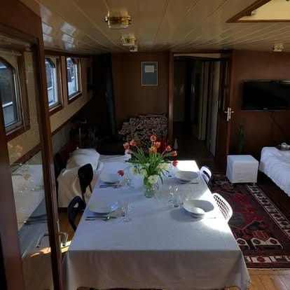 Photo 6 of J.B. Bakemakade 25