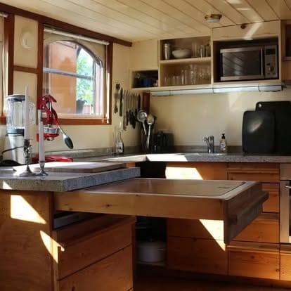 Photo 30 of J.B. Bakemakade 25