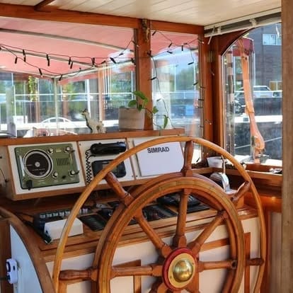 Photo 37 of J.B. Bakemakade 25